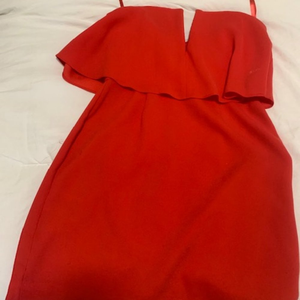 BCBGMaxAzria Structured V Mini Dress Sz 0